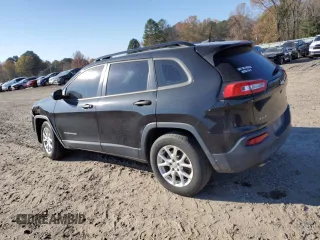 2016 Jeep Cherokee Altitude with VIN 1C4PJMAB8GW112362, listed as a Copart auction lot 82897994 with 115,625 mi miles and Salvage title. Bid and sale history available at DreamBid. Image 2.
