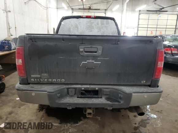 2011 Chevrolet Silverado 1500 with VIN 1GCRKSE28BZ306093, listed as a Copart auction lot 44718745 with 208,915 mi miles and Clean Title. Bid and sale history available at DreamBid. Image 6.