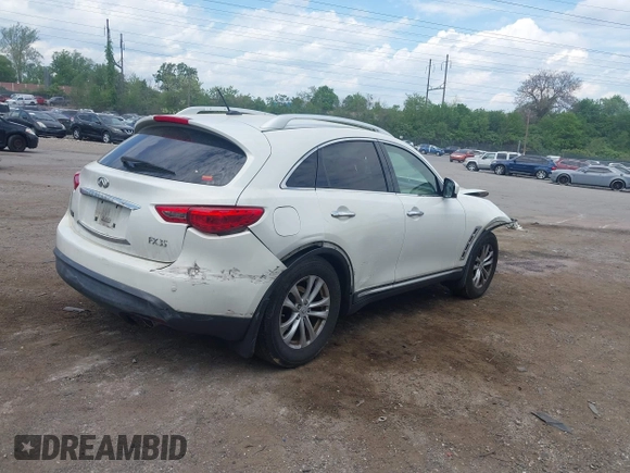 2009 Infiniti FX with VIN JNRAS18W39M159422, listed as a IAAI auction lot 42157749 with 176,265 mi miles and . Bid and sale history available at DreamBid. Image 4.