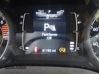 2019 Jeep Cherokee Latitude Plus with VIN 1C4PJMLB1KD237138, listed as a IAAI auction lot 41956339 with 81,180 mi miles. Bid and sale history available at carsss.com. Image 7.