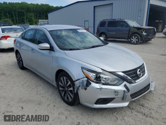 2017 Nissan Altima SR z VIN 1N4AL3AP1HC126537, wystawiony jako Copart lot #56044555 z przebiegiem 125 213 mil mil oraz Czysty tytuł • Clean title. Historia ofert i sprzedaży dostępna na DreamBid. Obrazek 4.
