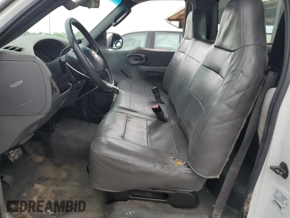2004 Ford F-150 XL с VIN 2FTRF17214CA65439, выставлен на аукционе Copart как лот 54226865 с пробегом 173 927 миль миль и Списание • Salvage title. История ставок и продаж доступна на DreamBid. Изображение 7.