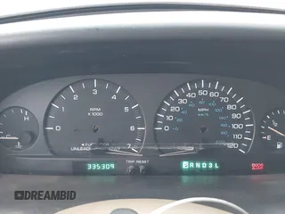1999 Plymouth Voyager Grand SE z VIN 1P4GP44G5XB637050, wystawiony jako IAAI lot #41702235 z przebiegiem 335 309 mil mil oraz . Historia ofert i sprzedaży dostępna na DreamBid. Obrazek 7.