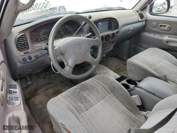 2001 Toyota Tundra SR5 with VIN 5TBRT34101S185533, listed as a Copart auction lot 51188635 with 302,193 mi miles and Clean Title. Bid and sale history available at carsss.com. Image 8.