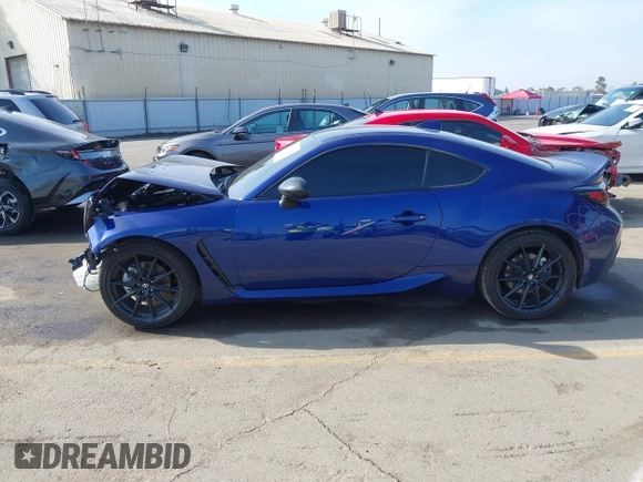 2024 Toyota GR86 Premium with VIN JF1ZNBE12R9755767, listed as a IAAI auction lot 40836797 with 11,405 mi miles. Bid and sale history available at carsss.com. Image 14.