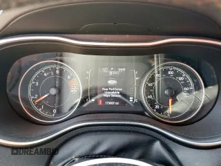 2019 Jeep Cherokee Altitude with VIN 1C4PJLLB8KD448427, listed as a Copart auction lot 58101445 with 173,007 mi miles and Salvage title. Bid and sale history available at DreamBid. Image 9.
