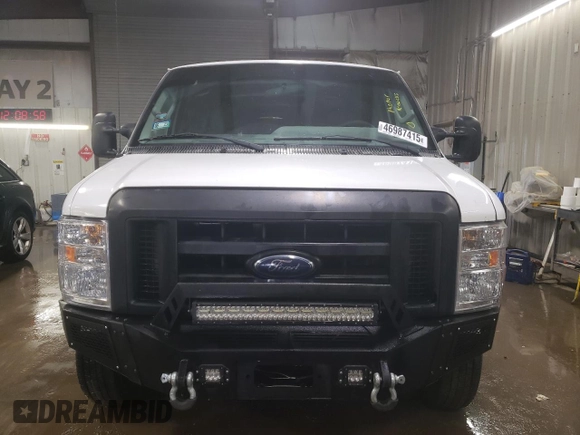2011 Ford Econoline Cargo Commercial with VIN 1FTNE1EW8BDA85756, listed as a Copart auction lot 46987415 with 191,612 mi miles and Salvage Title. Bid and sale history available at DreamBid. Image 5.
