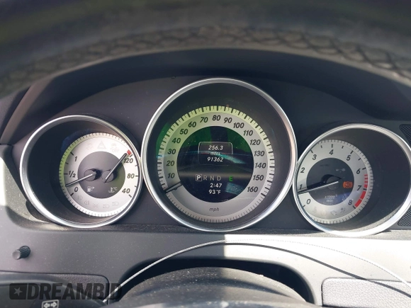 2013 Mercedes-Benz C 250 с VIN WDDGJ4HB3DF944912, выставлен на аукционе IAAI как лот 42411650 с пробегом 91 362 миль миль и . История ставок и продаж доступна на DreamBid. Изображение 7.