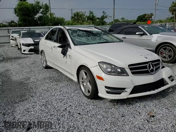 2014 Mercedes-Benz C 250 Sport with VIN WDDGF4HB4EG231661, listed as a Copart auction lot 59657335 with 83,731 mi miles and Salvage title. Bid and sale history available at DreamBid. Image 14.