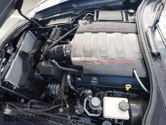 2015 Chevrolet Corvette 1LT z VIN 1G1YB2D74F5103152, wystawiony jako IAAI lot #42206302 z przebiegiem 50 260 mil mil oraz . Historia ofert i sprzedaży dostępna na DreamBid. Obrazek 10.