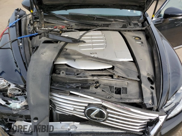 2016 Lexus LS 460 with VIN JTHCL5EF4G5026630, listed as a Copart auction lot 78820504 with 33,004 mi miles and Clean title. Bid and sale history available at DreamBid. Image 11.