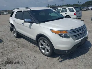 2014 Ford Explorer XLT with VIN 1FM5K7D87EGA57993, listed as a IAAI auction lot 42318168 with 200,345 mi miles and . Bid and sale history available at DreamBid. Image 1.