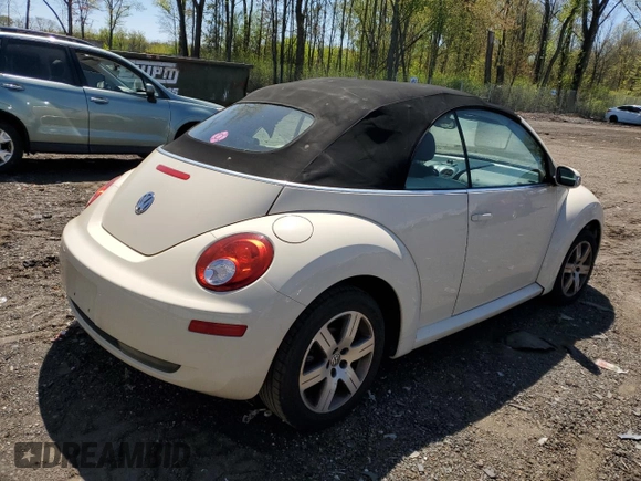 2006 Volkswagen Beetle z VIN 3VWPG31Y96M318878, wystawiony jako Copart lot #55155785 z przebiegiem 76 606 mil mil oraz Szkoda całkowita • Salvage title. Historia ofert i sprzedaży dostępna na DreamBid. Obrazek 3.