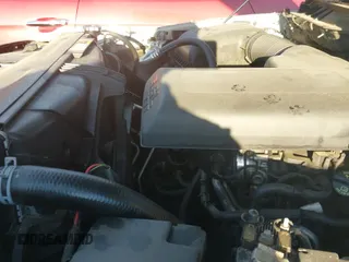 2018 Ram 1500 Express z VIN 3C6RR6KG2JG225759, wystawiony jako IAAI lot #41238504 z przebiegiem 123 991 mil mil oraz . Historia ofert i sprzedaży dostępna na DreamBid. Obrazek 19.