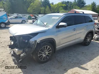 2018 Toyota Highlander SE z VIN 5TDJZRFH5JS550692, wystawiony jako Copart lot #56825655 z przebiegiem 134 336 mil mil oraz Szkoda całkowita • Salvage title. Historia ofert i sprzedaży dostępna na DreamBid. Obrazek 1.