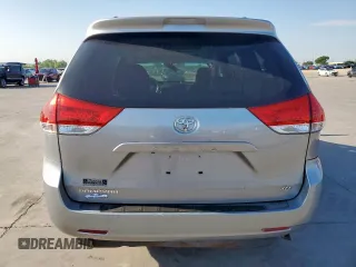 2011 Toyota Sienna XLE AAS with VIN 5TDYK3DCXBS104773, listed as a Copart auction lot 53211275 with 0 mi miles and Clean Title. Bid and sale history available at carsss.com. Image 6.