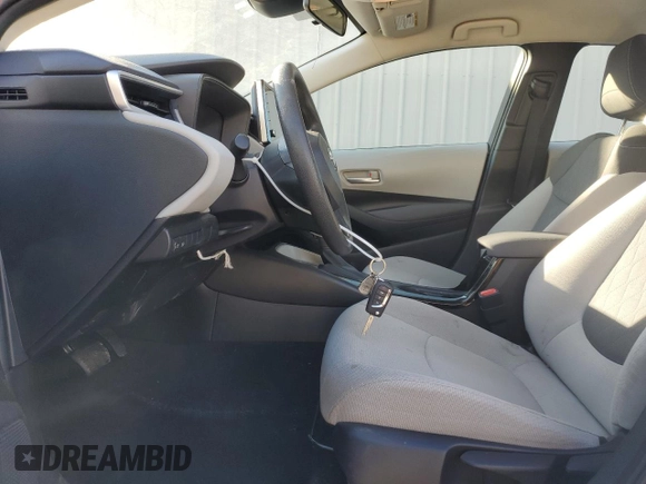 2021 Toyota Corolla LE with VIN JTDEPMAE3MJ133502, listed as a Copart auction lot 82795544 with 40,792 mi miles and Salvage Title. Bid and sale history available at DreamBid. Image 7.