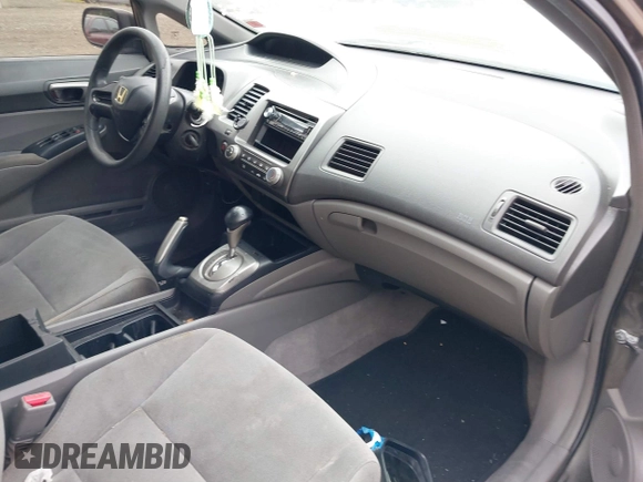 2006 Honda Civic LX with VIN 2HGFA16576H524719, listed as a IAAI auction lot 40291305 with 227,761 mi miles and . Bid and sale history available at DreamBid. Image 5.