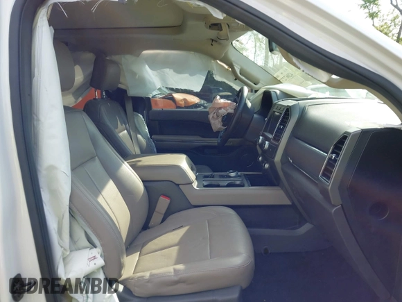 2019 Ford Expedition XLT z VIN 1FMJU1HT1KEA67317, wystawiony jako IAAI lot #42067277 z przebiegiem 88 382 mil mil oraz . Historia ofert i sprzedaży dostępna na DreamBid. Obrazek 5.