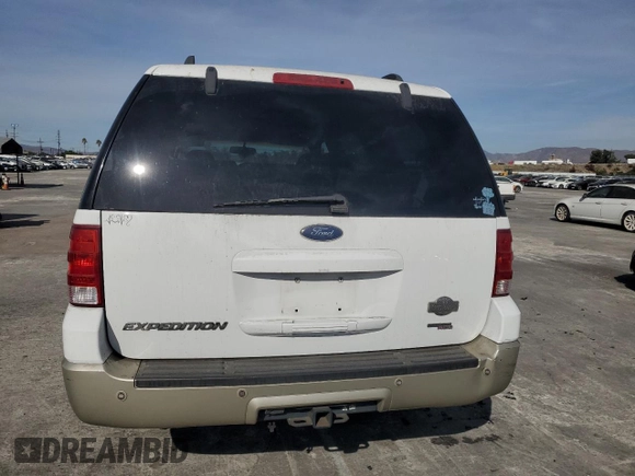 2005 Ford Expedition Eddie Bauer with VIN 1FMFU18545LB05999, listed as a Copart auction lot 81604214 with 290,904 mi miles and Clean title. Bid and sale history available at DreamBid. Image 6.