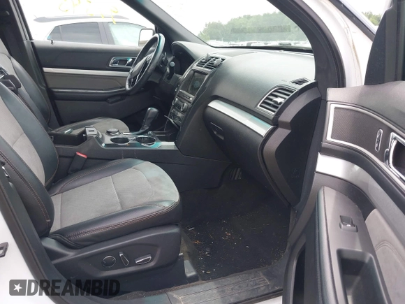 2017 Ford Explorer XLT с VIN 1FM5K8D80HGB50963, выставлен на аукционе IAAI как лот 42697545 с пробегом 83 752 миль миль и . История ставок и продаж доступна на DreamBid. Изображение 5.