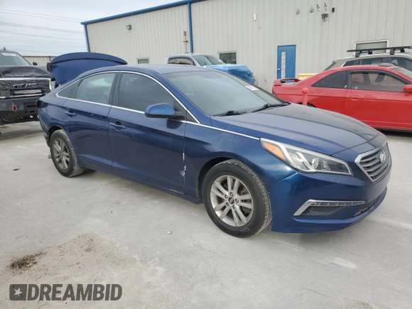 2015 Hyundai Sonata SE z VIN 5NPE24AF7FH227434, wystawiony jako Copart lot #48319325 z przebiegiem 178 925 mil mil oraz Szkoda całkowita • Salvage title. Historia ofert i sprzedaży dostępna na DreamBid. Obrazek 4.
