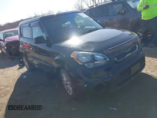 2012 Kia Soul + with VIN KNDJT2A60C7399403, listed as a IAAI auction lot 41820476 with 106,045 mi miles. Bid and sale history available at carsss.com. Image 1.
