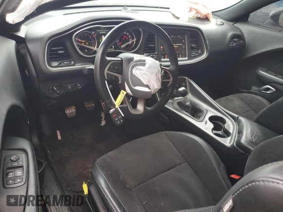 2016 Dodge Challenger R/T Scat Pack z VIN 2C3CDZFJ2GH284912, wystawiony jako Copart lot #52723285 z przebiegiem 130 996 mil mil oraz Szkody całkowita. Historia ofert i sprzedaży dostępna na DreamBid. Obrazek 8.