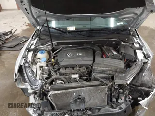 2016 Volkswagen Passat S z VIN 1VWAS7A30GC013577, wystawiony jako IAAI lot #42231654 z przebiegiem 84 918 mil mil oraz . Historia ofert i sprzedaży dostępna na DreamBid. Obrazek 10.