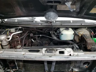 1984 Chevrolet Chevy Van z VIN 1GBEG25HXE7178870, wystawiony jako Copart lot #49771585 z przebiegiem 72 106 mil mil oraz Czysty tytuł • Clean title. Historia ofert i sprzedaży dostępna na DreamBid. Obrazek 12.