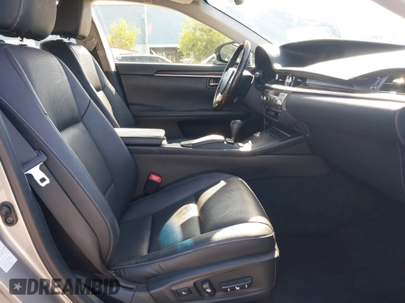 2015 Lexus ES with VIN JTHBK1GG3F2196961, listed as a IAAI auction lot 42003591 with 82,580 mi miles. Bid and sale history available at carsss.com. Image 5.