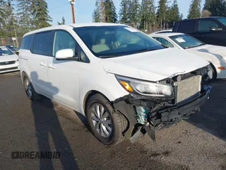 2019 Kia Sedona LX with VIN KNDMB5C18K6508746, listed as a IAAI auction lot 41828279 with 99,628 mi miles. Bid and sale history available at carsss.com. Image 1.