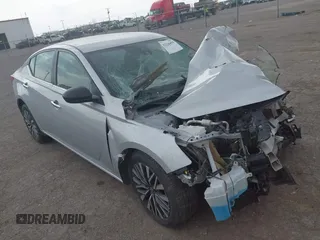 2024 Nissan Altima SV z VIN 1N4BL4DV7RN378187, wystawiony jako IAAI lot #42124459 z przebiegiem Nie podano mil oraz . Historia ofert i sprzedaży dostępna na DreamBid. Obrazek 1.