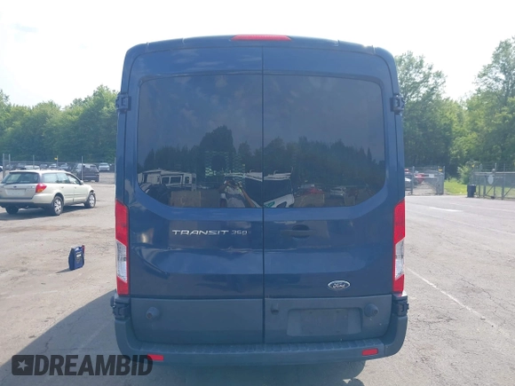 2016 Ford Transit XL z VIN 1FBAX2CM6GKA55226, wystawiony jako IAAI lot #42496468 z przebiegiem 155 375 mil mil oraz . Historia ofert i sprzedaży dostępna na DreamBid. Obrazek 16.