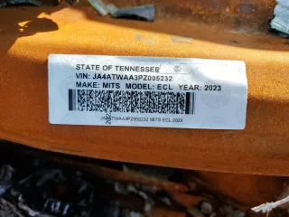 2023 Mitsubishi Eclipse Cross SE z VIN JA4ATWAA3PZ005232, wystawiony jako Copart lot #83673544 z przebiegiem Nie podano mil oraz Nie do naprawy. Historia ofert i sprzedaży dostępna na DreamBid. Obrazek 13.