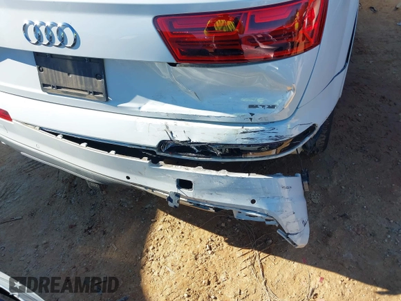2019 Audi Q7 Premium Plus with VIN WA1LHAF71KD044983, listed as a IAAI auction lot 41367170 with 62,564 mi miles and . Bid and sale history available at DreamBid. Image 6.