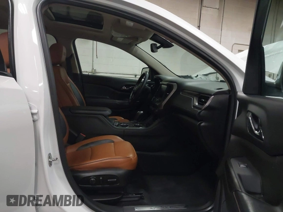 2017 GMC Acadia SLT with VIN 1GKKNVLS4HZ133716, listed as a IAAI auction lot 41196812 with 113,050 mi miles and . Bid and sale history available at carsss.com. Image 5.