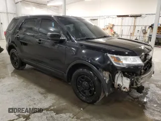 2016 Ford Utility Police Interceptor with VIN 1FM5K8AR1GGD05998, listed as a Copart auction lot 41393885 with 140,060 mi miles and Salvage Title. Bid and sale history available at carsss.com. Image 4.
