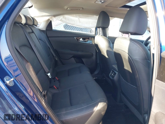 2021 Kia Forte EX with VIN 3KPF54AD4ME402671, listed as a IAAI auction lot 41588190 with 47,894 mi miles and . Bid and sale history available at DreamBid. Image 8.