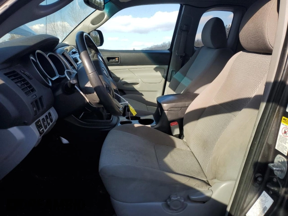 2012 Toyota Tacoma with VIN 5TFUU4ENXCX047856, listed as a Copart auction lot 89147525 with 193,987 mi miles and Non Repairable. Bid and sale history available at carsss.com. Image 7.