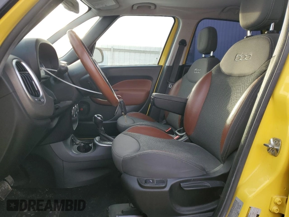2014 FIAT 500L Trekking with VIN ZFBCFADH5EZ009882, listed as a Copart auction lot 41487155 with 55,122 mi miles and Salvage Title. Bid and sale history available at DreamBid. Image 7.
