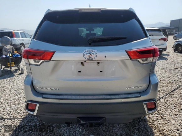 2018 Toyota Highlander Limited with VIN 5TDDZRFH9JS892062, listed as a Copart auction lot 60504915 with 108,059 mi miles and Salvage title. Bid and sale history available at DreamBid. Image 6.