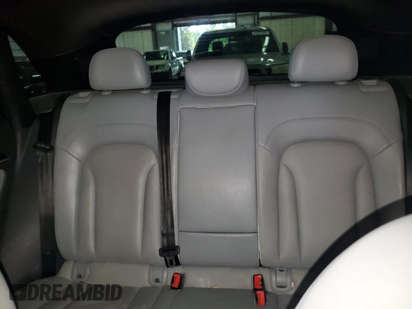 2018 Audi Q3 Premium Plus with VIN WA1JCCFS0JR033688, listed as a Copart auction lot 61352955 with 176,395 mi miles and Clean title. Bid and sale history available at DreamBid. Image 10.