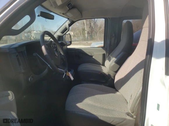 2017 Chevrolet Express Passenger LT with VIN 1GAZGPFG9H1337278, listed as a Copart auction lot 44725385 with 42,992 mi miles and Salvage Title. Bid and sale history available at carsss.com. Image 7.