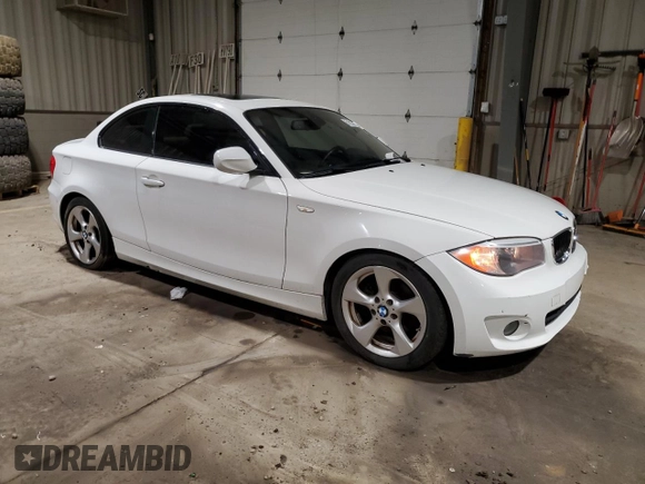 2012 BMW 1 Series 128i with VIN WBAUP9C58CVL91704, listed as a Copart auction lot 51833175 with 88,129 mi miles and Clean title. Bid and sale history available at DreamBid. Image 4.