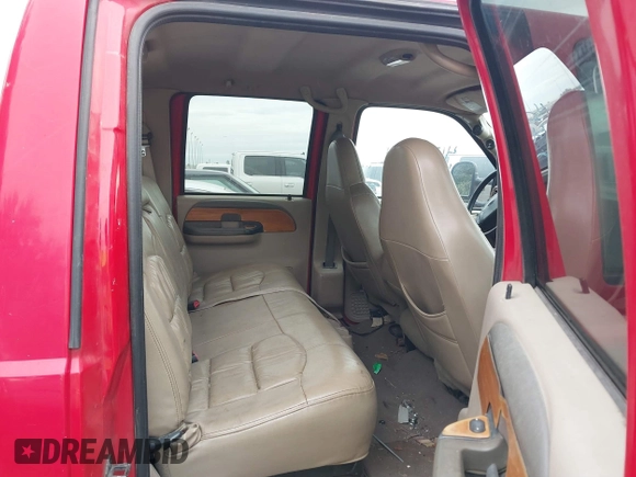 2000 Ford Super Duty F-250 XL with VIN 1FTNW21F9YED11508, listed as a IAAI auction lot 41361571 with 267,014 mi miles. Bid and sale history available at carsss.com. Image 8.