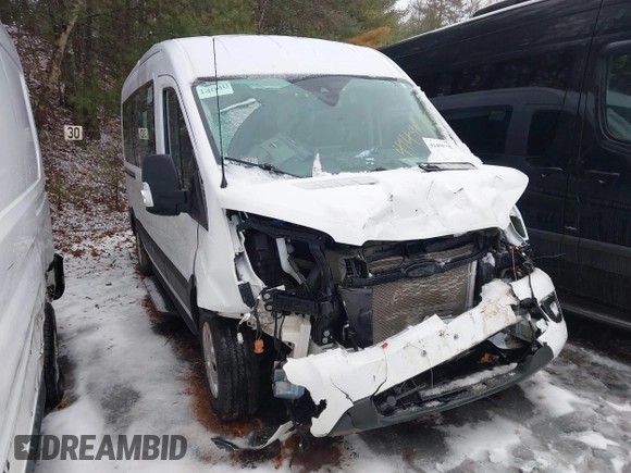 2022 Ford Transit Passenger XL с VIN 1FBAX2C88NKA79625, выставлен на аукционе IAAI как лот 41490410 с пробегом 27 521 миль миль и . История ставок и продаж доступна на DreamBid. Изображение 1.