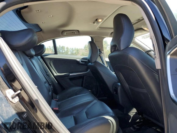 2015 Volvo S60 T5 Premier with VIN YV1612TK0F2365835, listed as a Copart auction lot 53714535 with 227,478 mi miles and Clean Title. Bid and sale history available at carsss.com. Image 10.