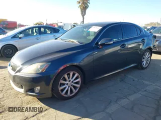 2009 Lexus IS 250 with VIN JTHBK262195092435, listed as a IAAI auction lot 40872640 with 245,143 mi miles. Bid and sale history available at carsss.com. Image 17.