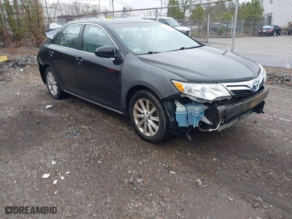 2013 Toyota Camry Hybrid LE with VIN 4T1BD1FK5DU089991, listed as a IAAI auction lot 41953719 with 222,713 mi miles. Bid and sale history available at carsss.com. Image 1.